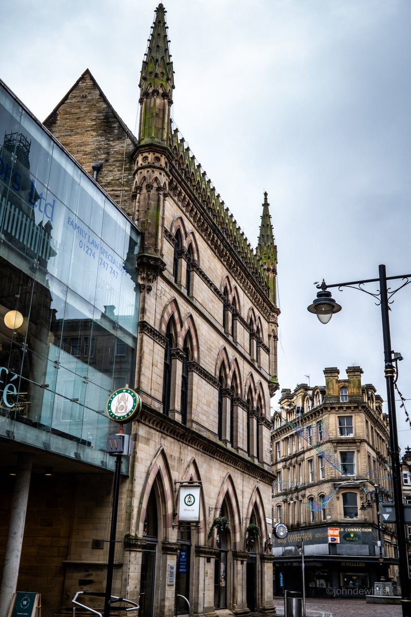 Wool Exchange, Hustlergate #Bradford. @WaterstonesBD1