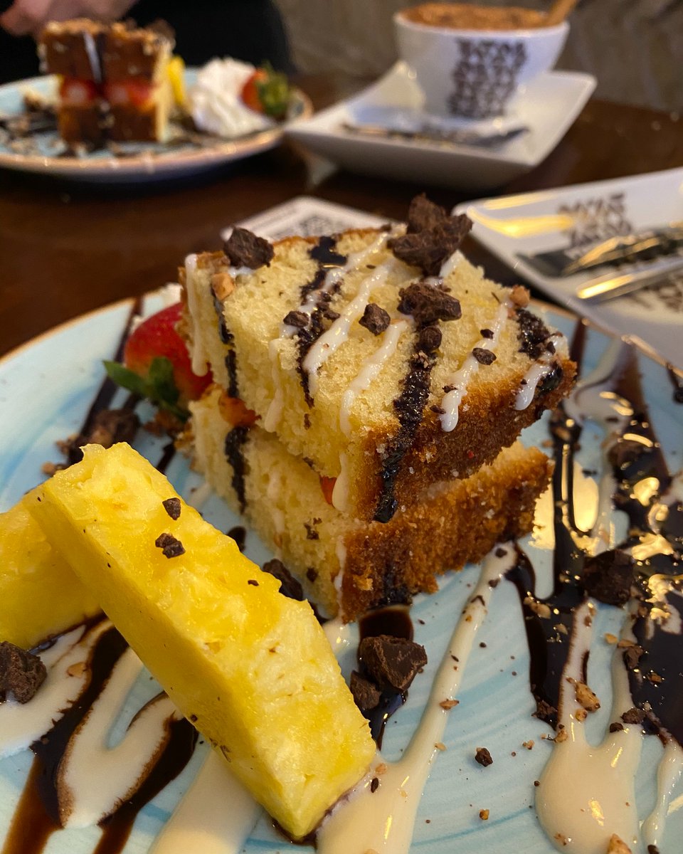 HarrowMurcia's tweet photo. ¿Resaca emocional post Bando? 😁 No hay nada que no cure un dulce y un café ☕🍰
#Harrow #comerenmurcia #dulce #cafe #coffe #coffelovers #miercoles #Centrofama #Murcia #bares https://t.co/EGG5J35QSg