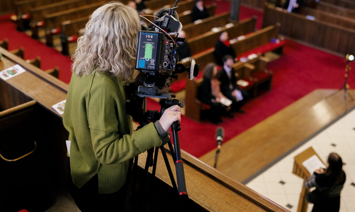 UniWestScotland's tweet photo. Fancy becoming a filmmaker? Join our upcoming MA Filmmaking Open Day on April 26th.

Held at Film City Glasgow you will have a private screening of short films created by former students and a Q&amp;A with our multi-award winning academics.

Register at https://t.co/p2tuDUqAHf https://t.co/f9GaSSRXkJ