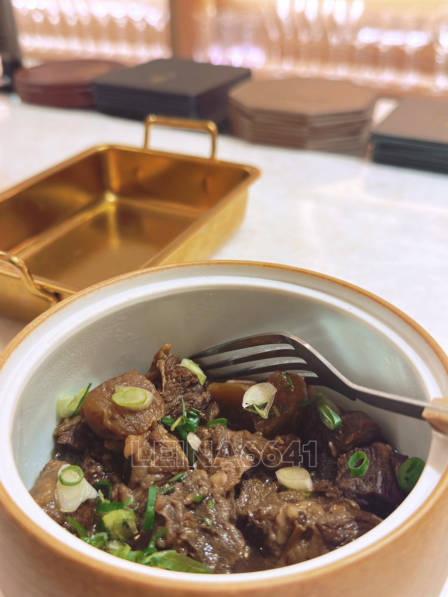 對不起，愛了
今天不更新色色的
但更新更美好的酒精跟美食🥺🫵🏻

想知道更多詳情去今晚的IG限動看
歡迎捕捉（？
#台中 #約會 #酒精夜 https://t.co/QUQpZhSUpj