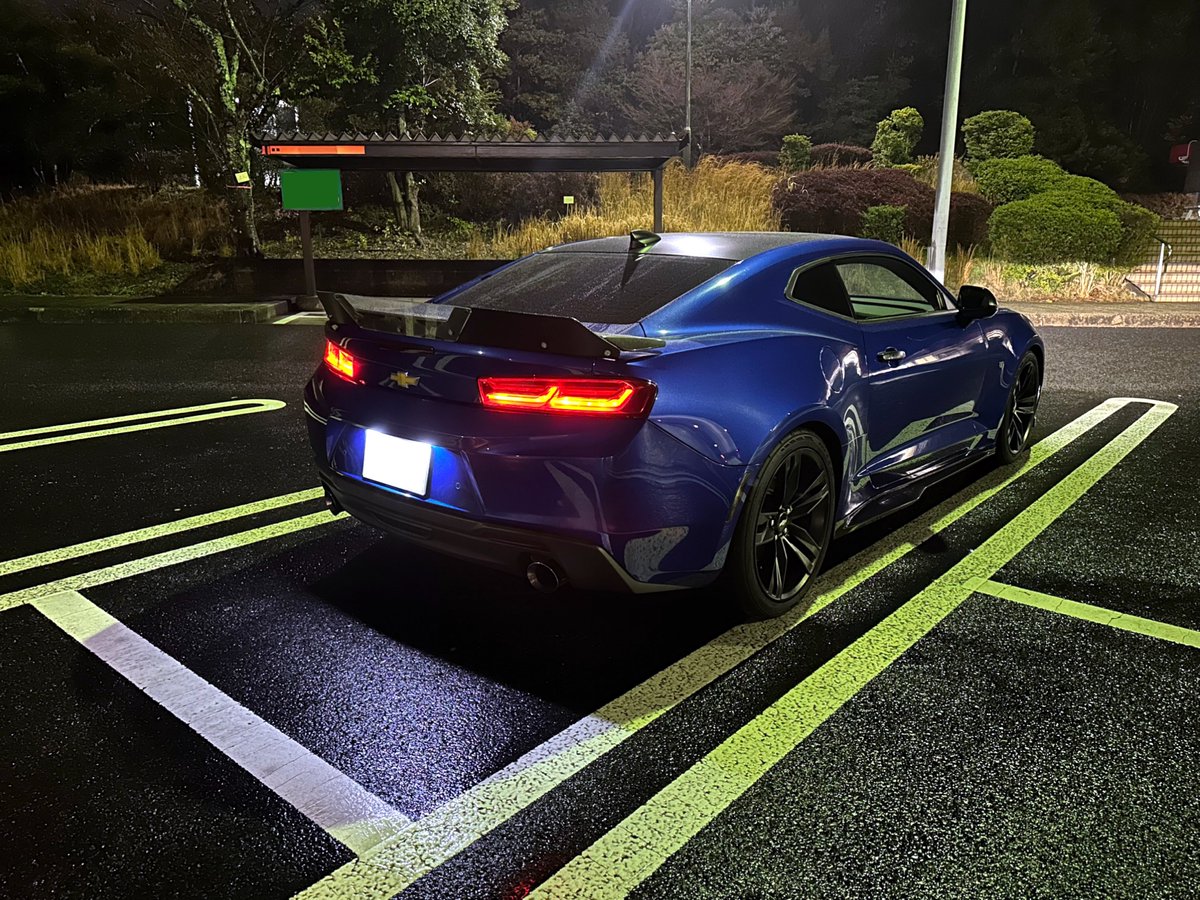 darkness9black's tweet photo. 3月念願のカマロ LTRS納車されました！

岐阜県から兵庫県まで取りに行ってきたよ
初左ハンドルに全幅が広くて怖かった

カマロ乗りの方そうでない方も仲良くしてください https://t.co/JK1jhlNDFf