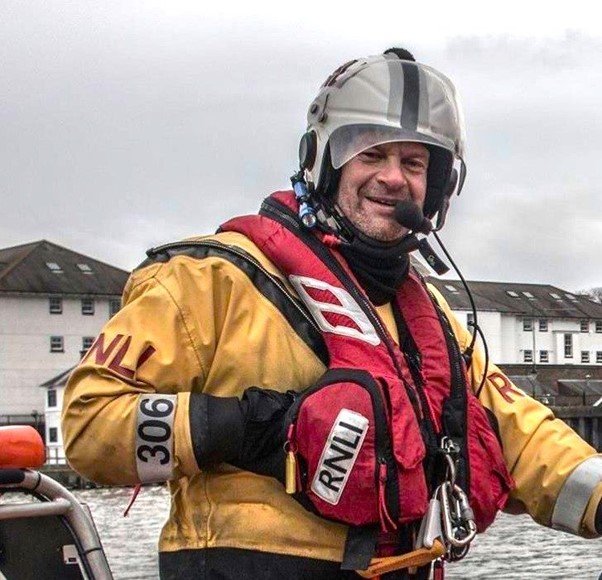 Join us tomorrow for the next installment of our 'In conversation with...' evening talks series, featuring Ian Smith from the @RNLI.

Book now to secure your spot: i.mtr.cool/rakegtherj

#RNLI #GravesendLifeboatStation #HistoricDockyard #WhatsOnInChatham