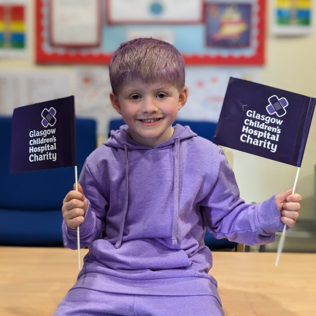 Thank you to the pupils and staff at @ArklestonSchool who raised an amazing £1016.15 at their recent Plaster it Purple Day 💜 Kami Bear even made a special appearance! 🐻 Could your school, nursery or youth group Plaster it Purple? Get in touch👉 bit.ly/PLASTER_IT_PUR…