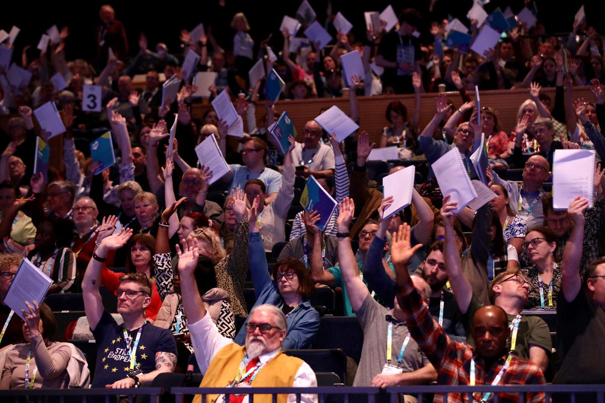 🗳️Motion 9 on Ofsted has been adopted ✅

 #NEU2024 unanimously agrees to #AbolishOfsted.   

We must fight for an alternative to school accountability that is supportive, effective and fair.  

The inspectorate's time is up!  It's time to #LetTeachersTeach