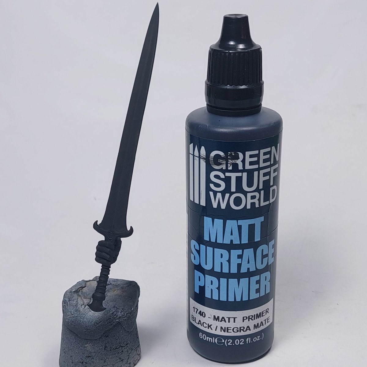 greenstuffworld's tweet photo. The bust painted by our colleague @chushammer   is a real marvel. We show you how he made the step by step of the sword in a very simple way, but with a spectacular finish. #WarhammerCommunity #WarhammerArt #paintingwarhammer #paintingminis https://t.co/hSb9C1Hq8d