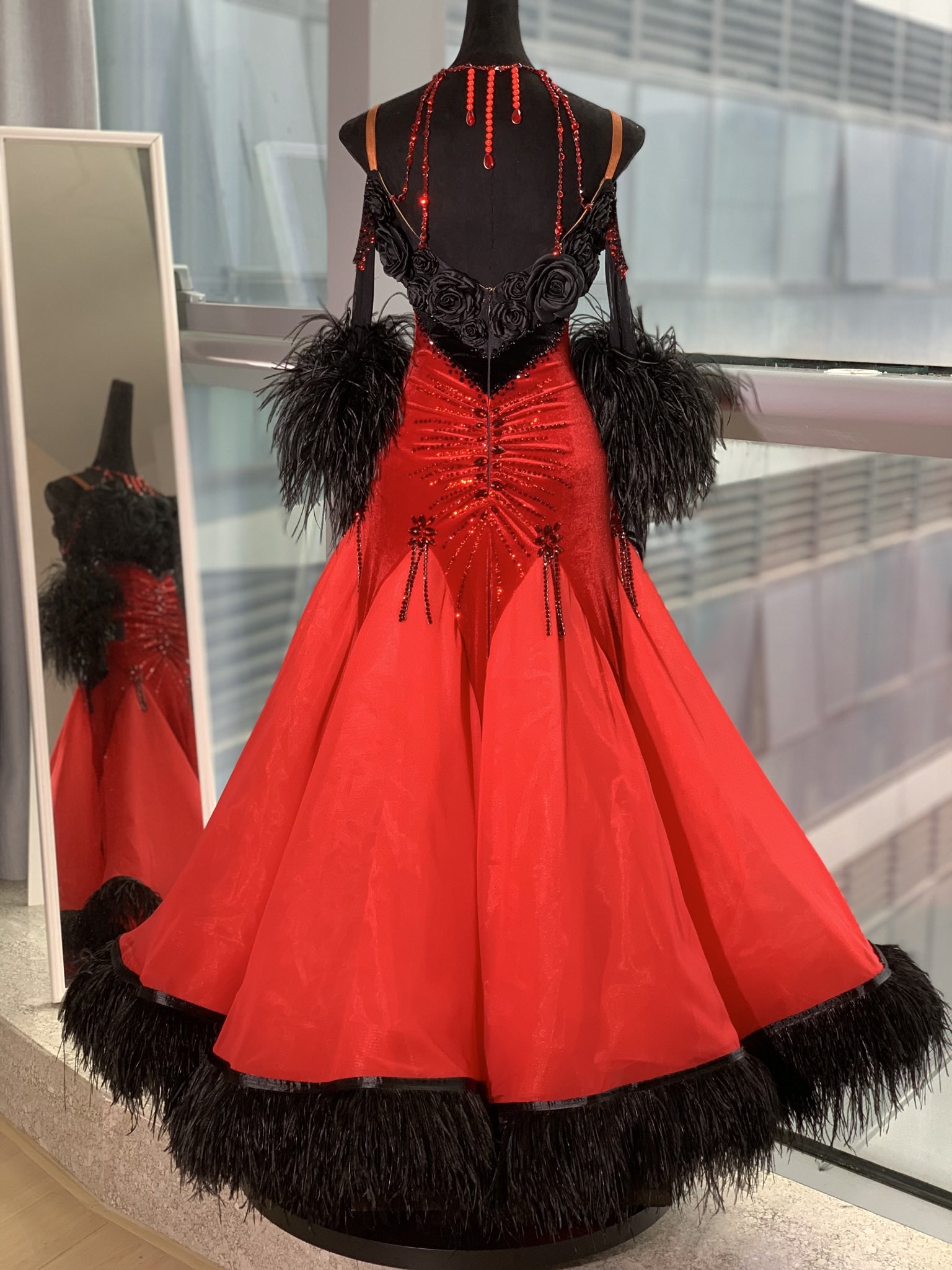 芸能人愛用 STUNNINGDANCEWEAR on  X: メンズウェア