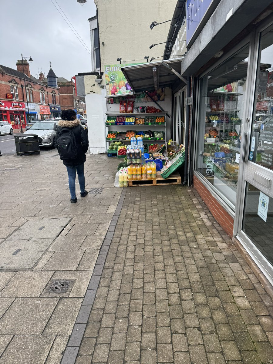 Think we may be overdosing soon on shops selling fruit? 😉