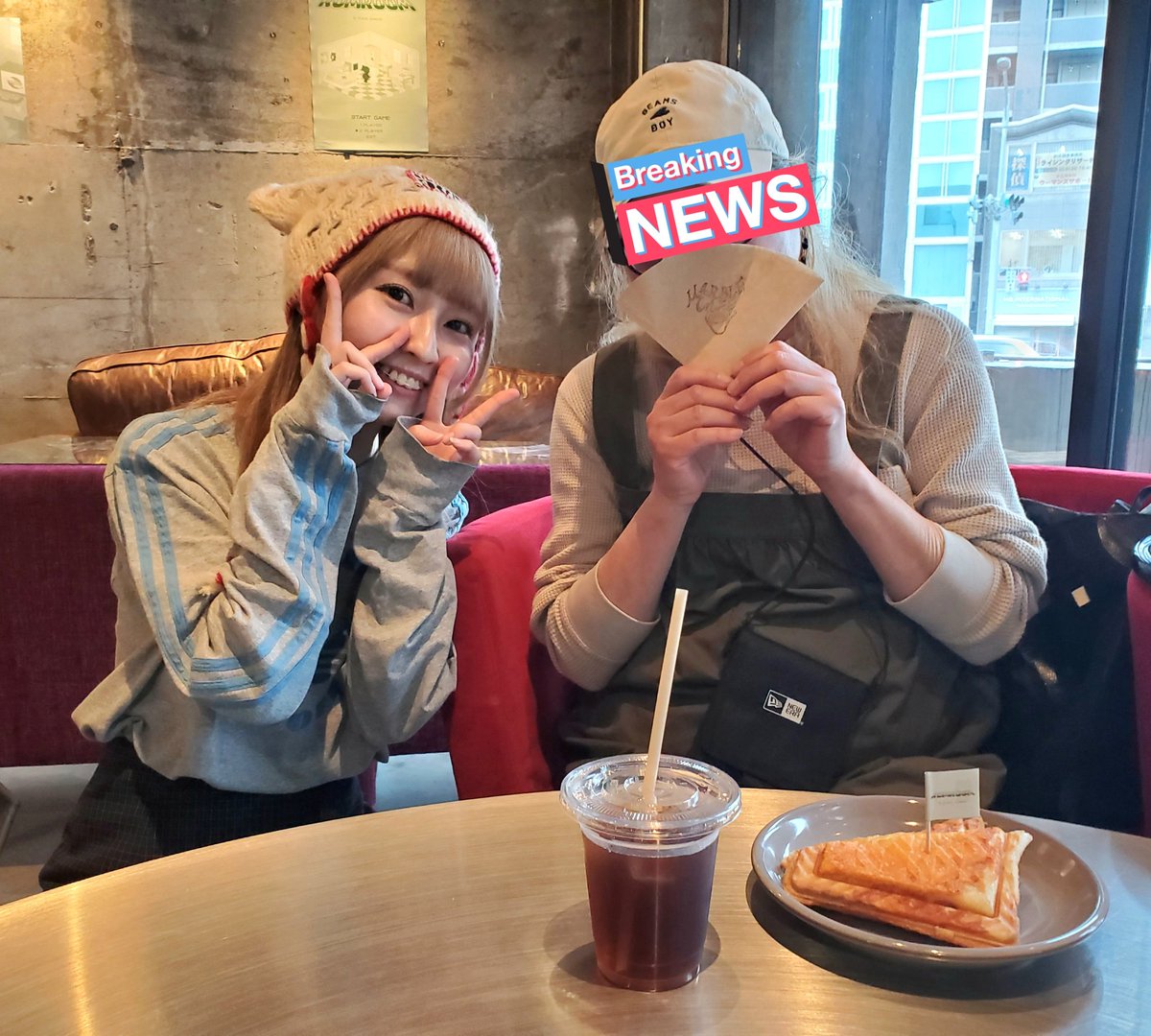 chachachan121's tweet photo. 名古屋行って来ました!
とっても素敵な空間✨にて
あみぽん☆の頭の中を覗いてきました👀
今日は #MARBLECAFE さん仕様
なんと!あみぽん☆お手製のホットサンド🥪を食べておなかいっぱい胸いっぱい☺️
かまってくれた方々ありがとうございました🙏
#ROMROOM2024
#romroom2024
#うにあじ https://t.co/egJP7i7cCB