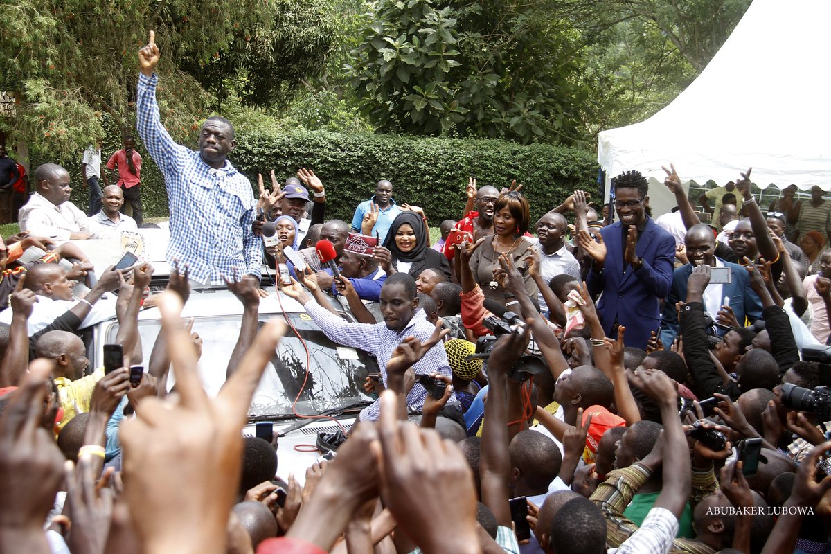 Archive is the best thing you can have a a photographer keep History. On this day in 2016, @kizzabesigye1 was released from Luzira prison and among the people who escorted him from court, @HEBobiwine was among. From there he announced that he would contest for MP