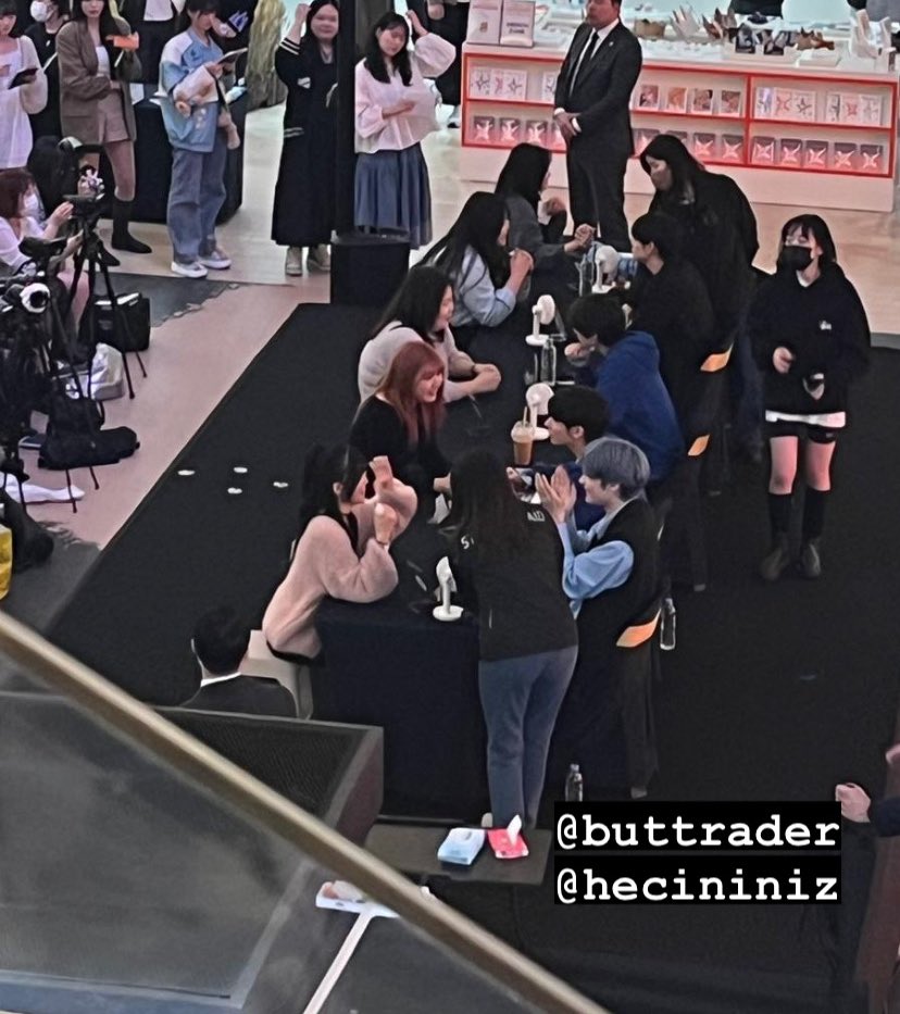 hecin seeingBTS _ sawTXTx3 tweet media