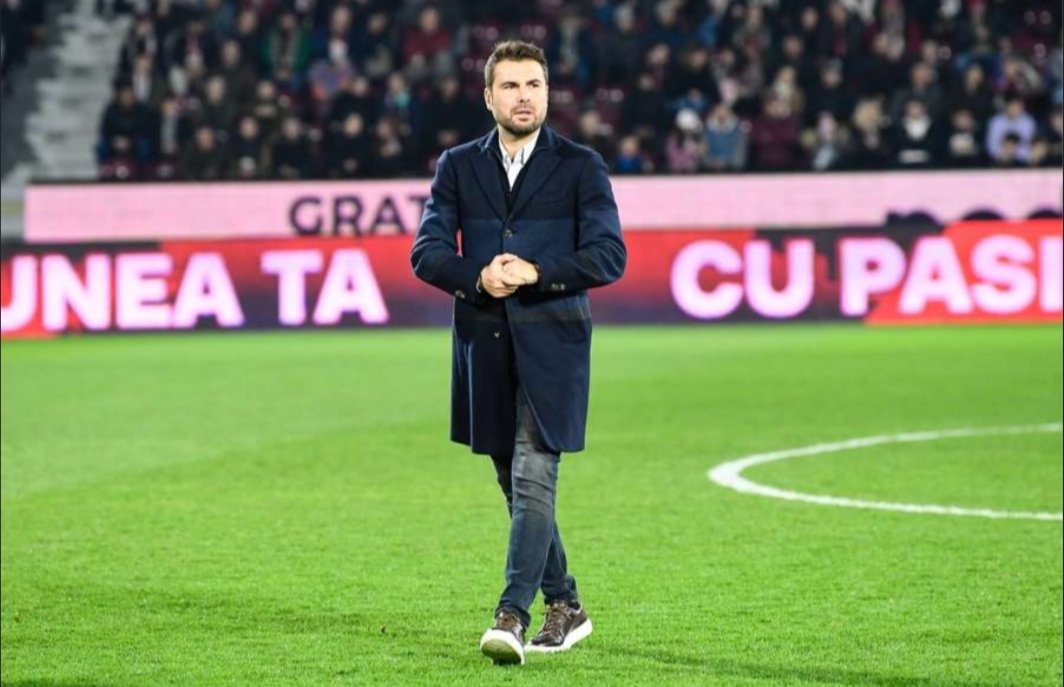 Luci_935's tweet photo. 🚨 Adrian Mutu a demisionat oficial!
#AdrianMutu #viral #transferuri #cfrcluj #superligaromaniei https://t.co/rpXPOduRcg