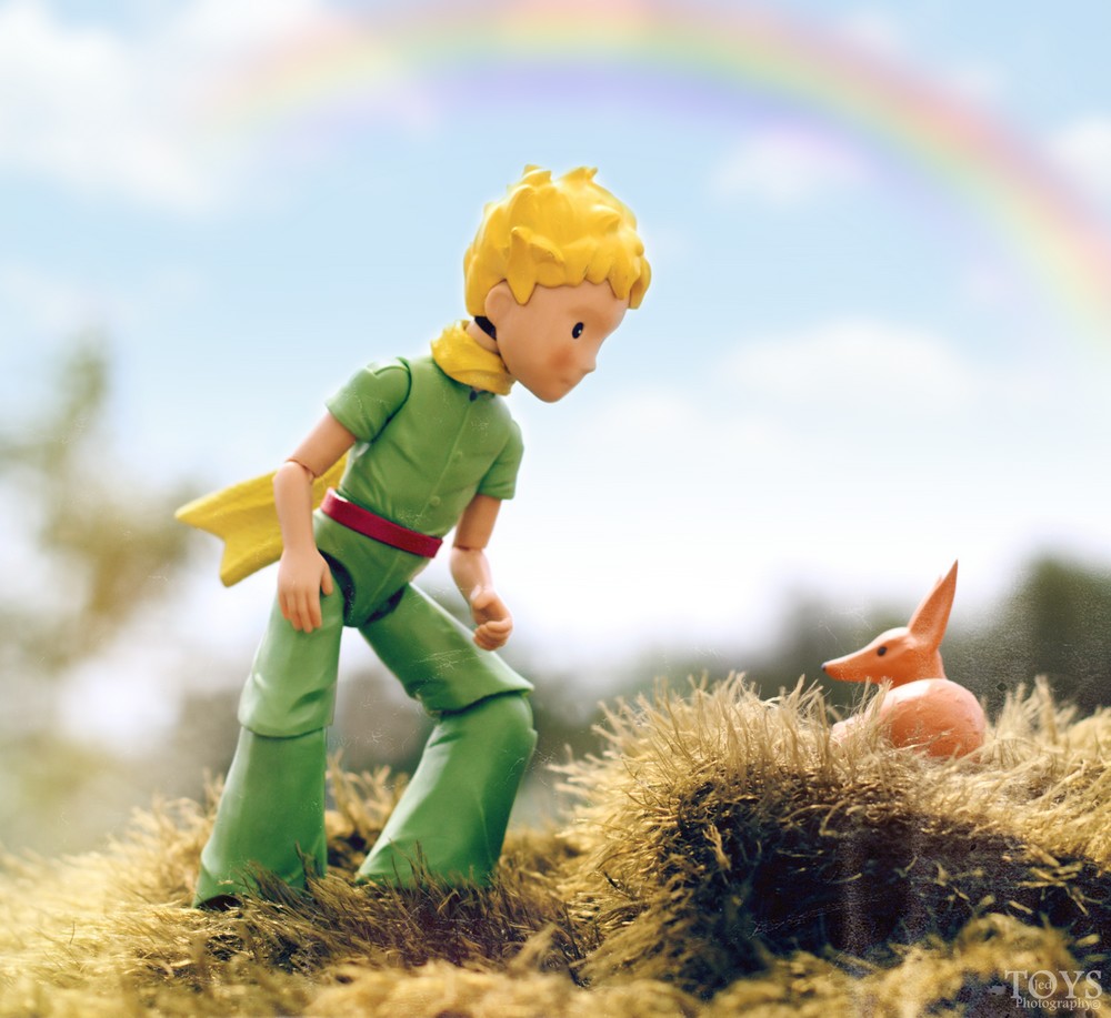 Jed_Underground's tweet photo. "C'est alors qu'apparut le renard"
- Le Petit Prince, CHAPITRE XXI -

Figurine 👉 @BossFightStudio

#PetitPrince #LePetitPrince #TheLittlePrince #LittlePrince #BossFightStudio #ActionFigure #Renard #Fox #Nature #Poetry #FavBook #Illustration #ToyPhoto #ToyPhotography #StExupery https://t.co/szxg2gBHbl