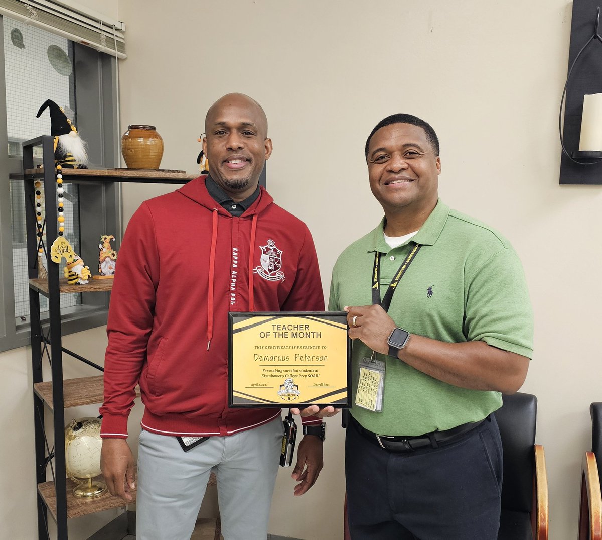 Congratulations ro our Teacher of the Month Mr. Demarcus Peterson! He is an amazing resource for students and staff, always willing to lend a helping hand. #swoopswoop @Darrell88Ross @AldineISD