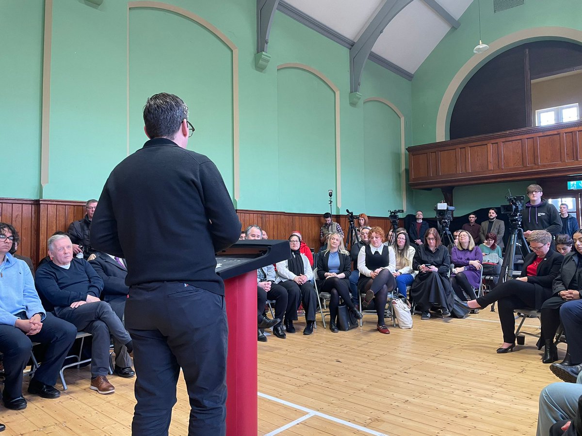 At the .@AndyBurnhamGM campaign launch at .@salfordladsclub hearing his positive vision on housing, transport and #MBacc (education).