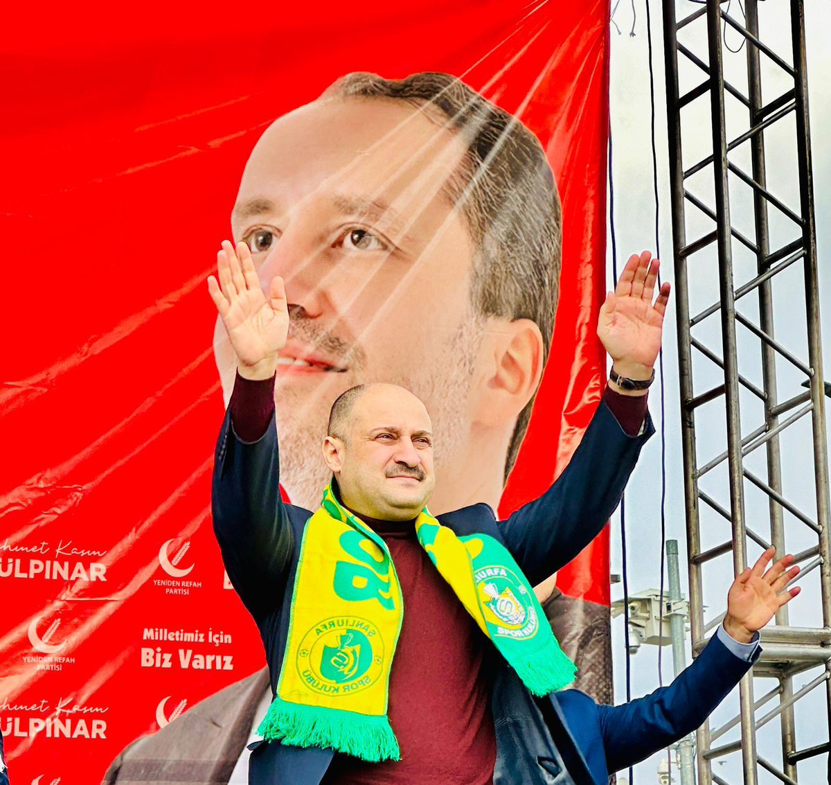 Kazanan urfa olacak inşallah."Şüphesiz ki Allah, size emanetleri ehil olanlara vermenizi ve insanlar arasın¬da hükmettiğiniz zaman adaletle hükmetmenizi emreder" (Nisa, 58)

Emanet ehil ve emin ellerde. 
 urfa'mıza hayırlı hizmetlere vesile olur inşallah. Sn. @mkasimgulpinar_