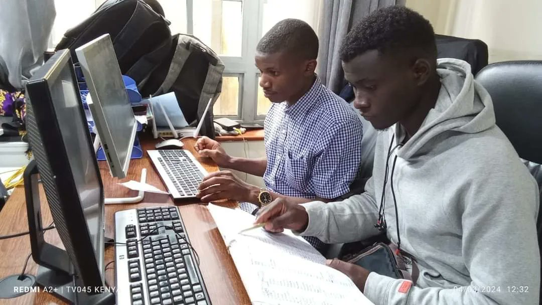 AjiryKe tweet media