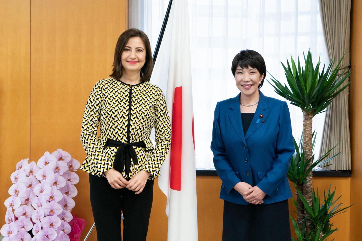 Delighted to meet Minister @takaichi_sanae in Tokyo to discuss:
🔹EU-Japan cooperation on #AdvancedMaterials
🔹shared views on #EconomicSecurity
🔹#MultilateralDialogue on principles & values in #Research & #Innovation
🇪🇺📷 🇯🇵