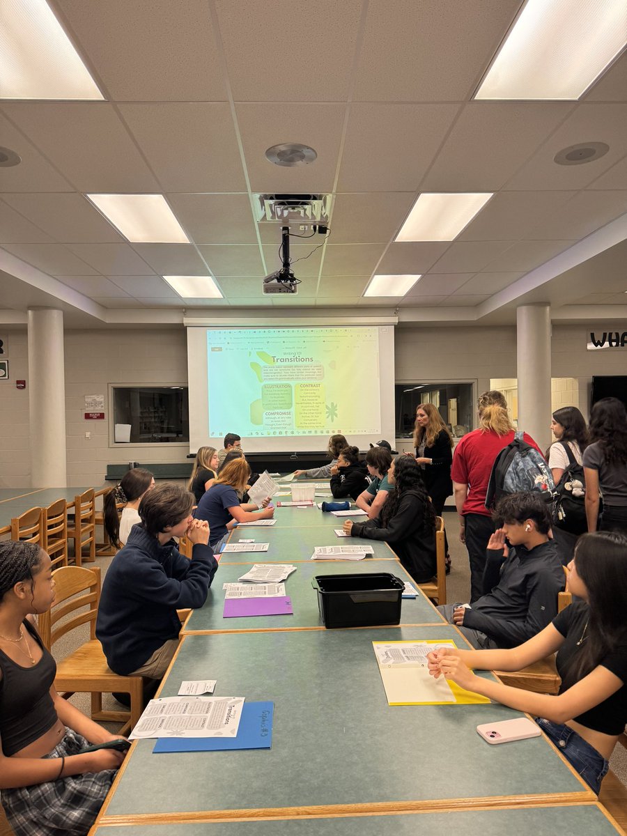 MsCBaer's tweet photo. Day 2 of writing workshop for our sophomores! They are ready for the BEST Writing 📝 https://t.co/cowS4KrqZy