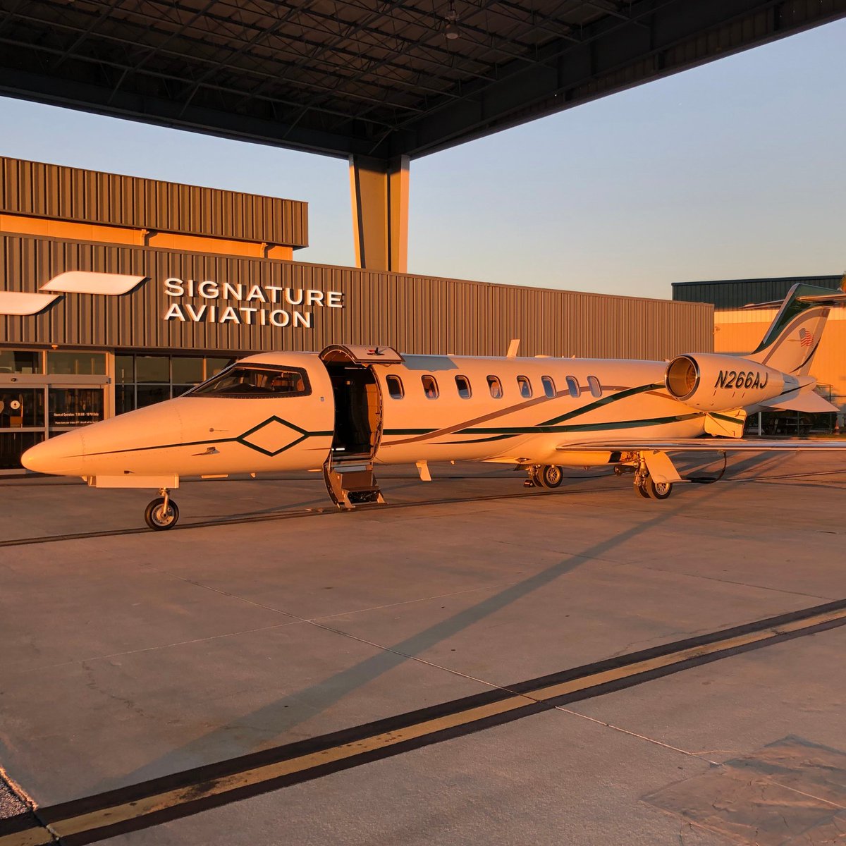 FlyWithSkyward's tweet photo. Down in Kissimmee, FL 
#skyward #charter https://t.co/oXSZTyhhNv