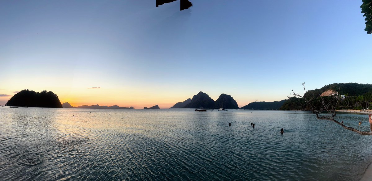 Many shades of sunset… #elnido #sunset