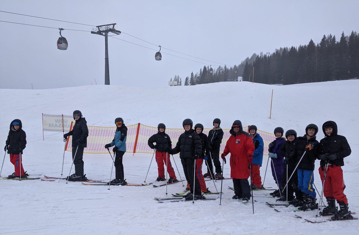 Ricky Ski Team 🎿 tweet media