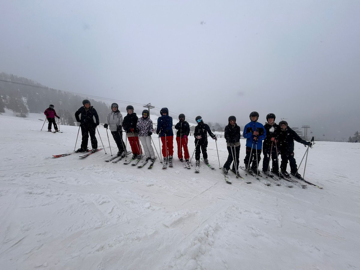 Ricky Ski Team 🎿 tweet media