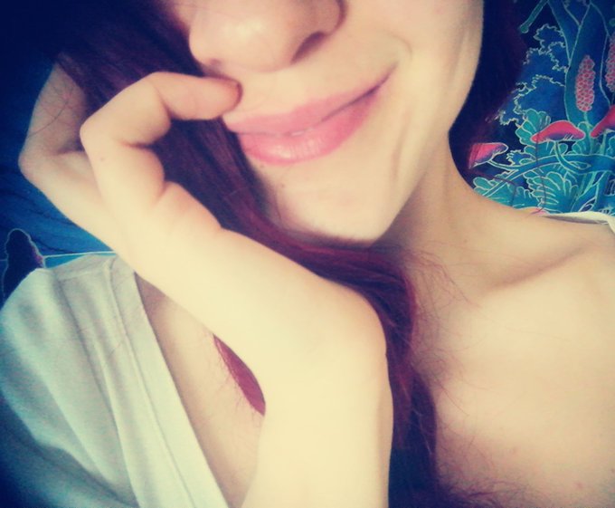 Good morning guys 😜❤️😉 Follow me on 🤍💙 #Italian #kissme #lips #pinklips https://t.co/NUXvfQZMEv<a href="/tag/italian"class="tags">#Italian</a><a href="/tag/lips"class="tags"><span>#lips</span></a><a href="/tag/pinklips"class="tags"><span>#pinklips</span></a><a href="/tag/kissme"class="tags"><span>#kissme</span></a>