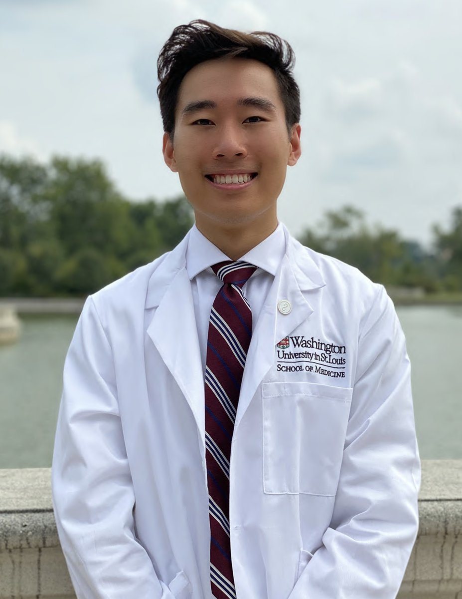 Congrats to Wilson Wang from @ApteLab on new publication pioneering research on Retinal Vasculopathy and Cerebral Leukocencephalopathy. These findings will help design novel therapeutic approaches for treating this devastating condition. @WUSTLmed ophthalmologyretina.org/article/S2468-…