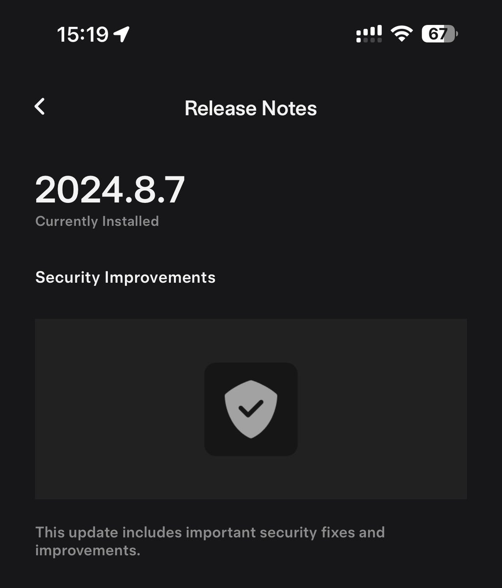 TeslaStars's tweet photo. Interesting #TeslaUpdate bug 🐛
The app tells me to connect to WiFi to download a software update. When I click on release notes 🗒️ it tells me that update is 2024.8.7, which is currently installed. When I connect to WiFi the software update disappears on the app 😏 https://t.co/an0X3OYynP