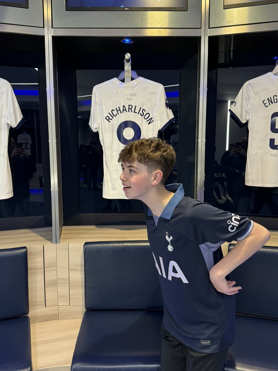 Ryan Hallenbeck tweet media