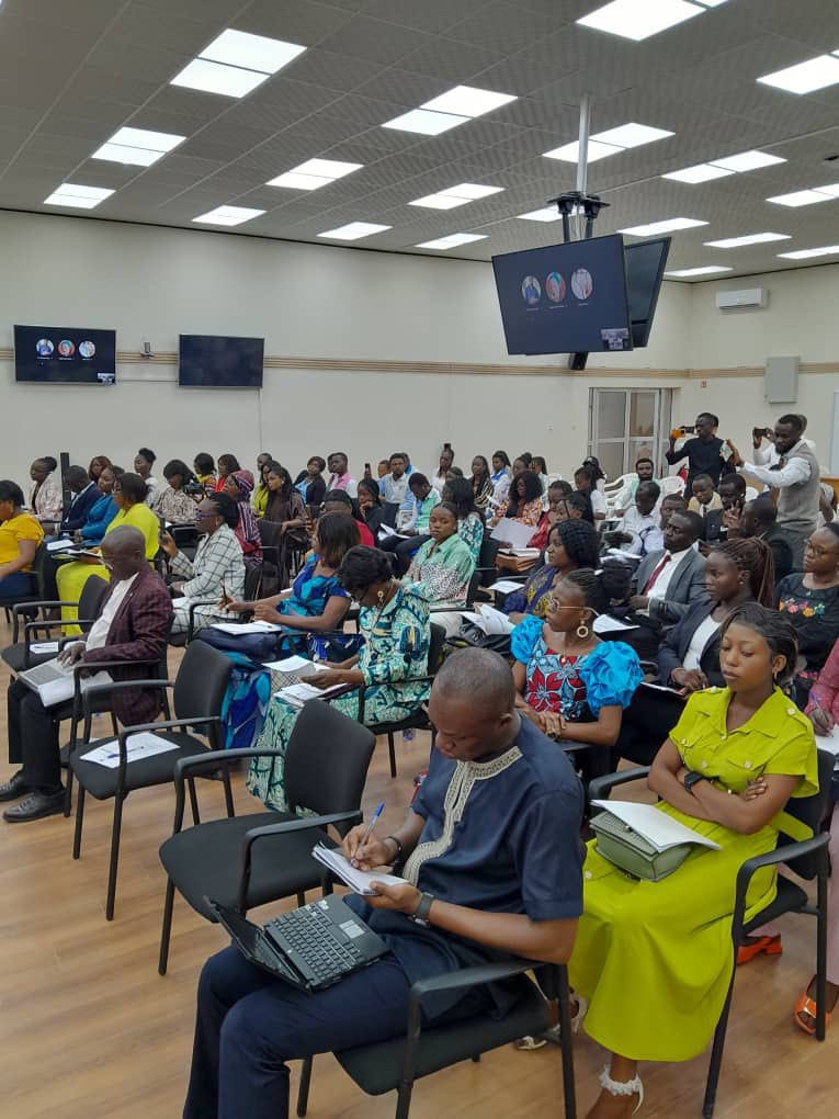 KetsiaIlunga4's tweet photo. Kin,26.03.2024 | Moment enrichissant à la conférence organisée par la MONUSCO en marge de la journée internationale des droits de la femme. Le thème « accroître les ressources nécessaires en faveur des femmes et des filles dans la paix pour un Congo paritaire" résonne en moi. https://t.co/M3y4IONJY5