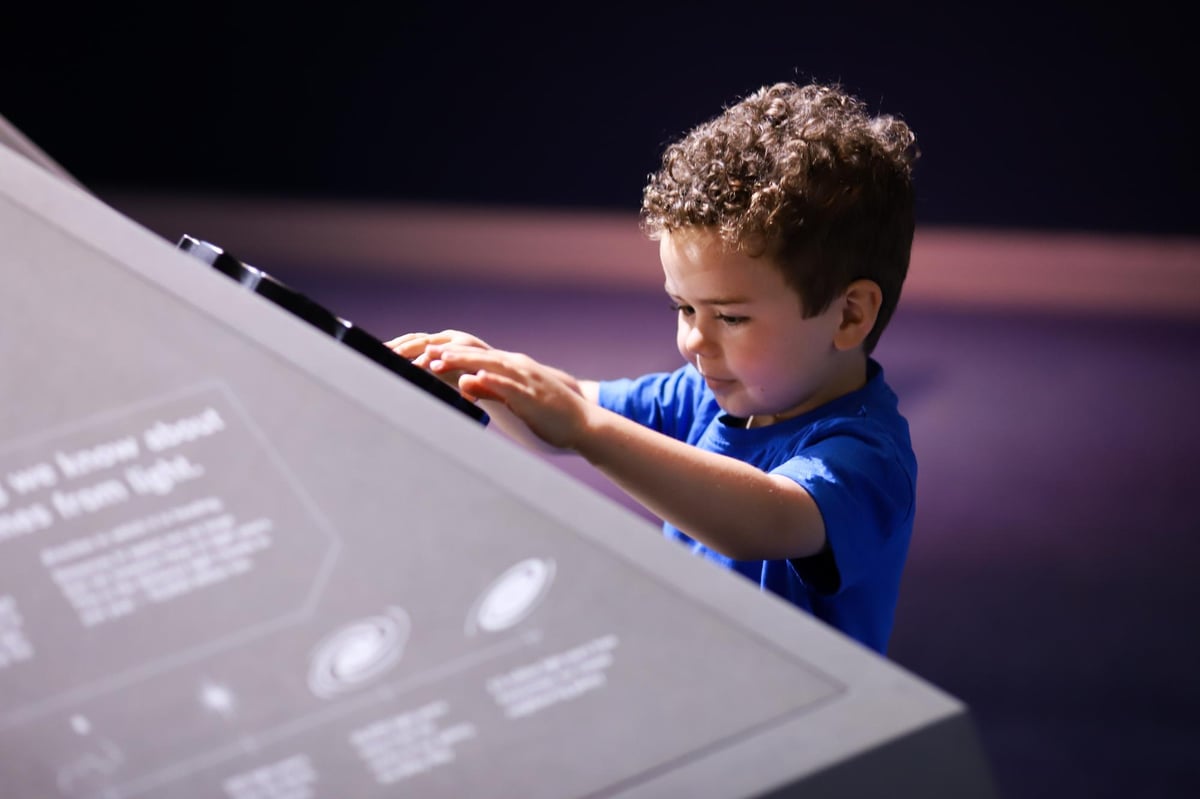 Learning about our solar system is one of the best ways to put a great big smile on a child’s face 😊 Come visit Armagh Observatory & Planetarium for the perfect family fun day! Visit armagh.space to book
