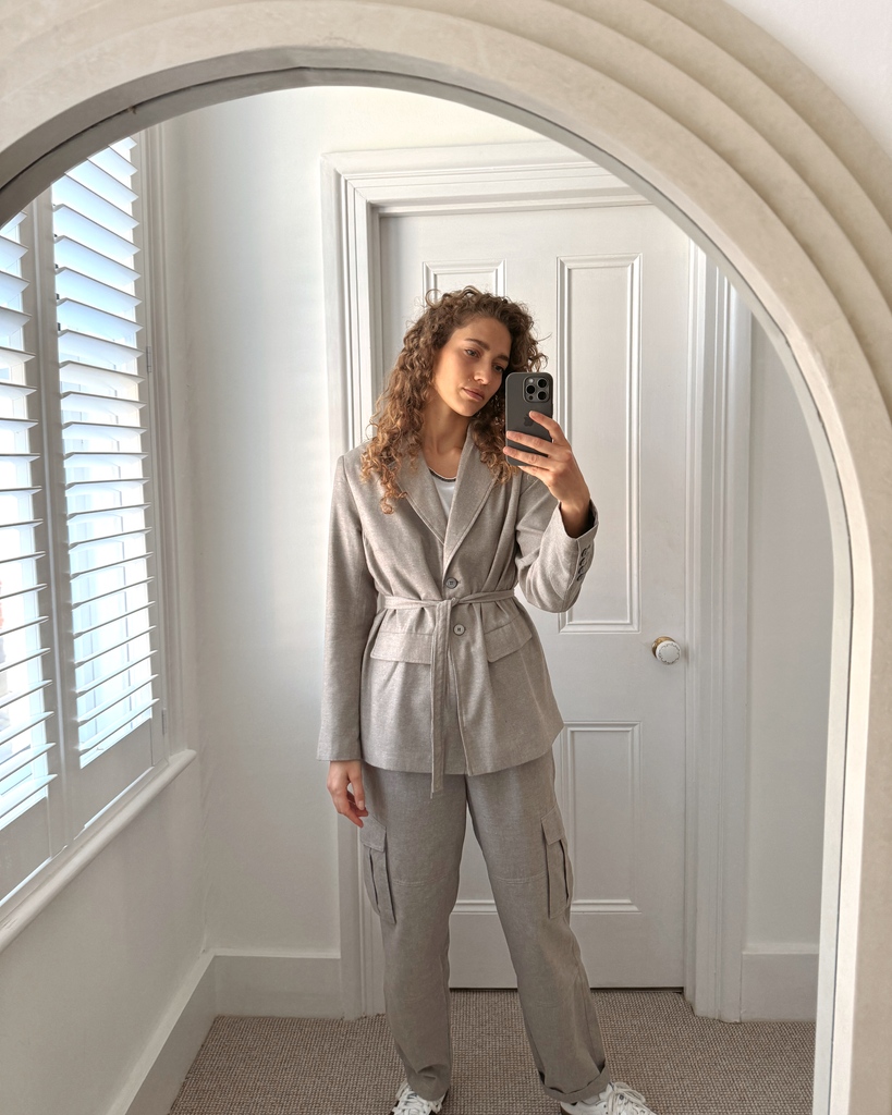 Religion_UK's tweet image. The Prime Jacket. Crafted in a beautiful linen melange mix in beige. Pair with the Tribe Trousers in beige
Jacket - rlgn.shop/ugKVT
Trouser - rlgn.shop/ugKVU
#womensstyle #suiting #ootd #linen #summersuiting