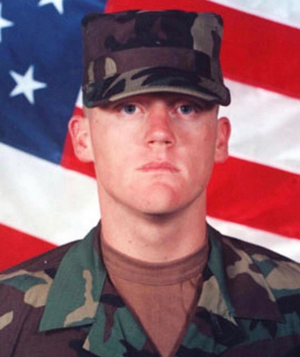 op_hawkeye's tweet photo. 4.3.2003 | Specialist Ryan Long 🇺🇸

#OpHawkeyeRemembers #RyanLong #75thRangerRegiment <3> #RLTW #SuaSponte #BronzeStar #PurpleHeart #Operation_Hawkeye

📜 https://t.co/ASygpex4ma
📜 https://t.co/wBOtdGI9QH
📜 https://t.co/DtuBRnAn3W https://t.co/JTlvmzHeLH