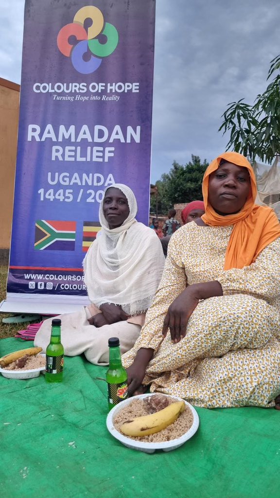 ColoursOfHopeZA's tweet photo. Thank you for sharing Iftar meals with us in Uganda.
#ramadan
#coloursofhope https://t.co/c2gmjbSWSk