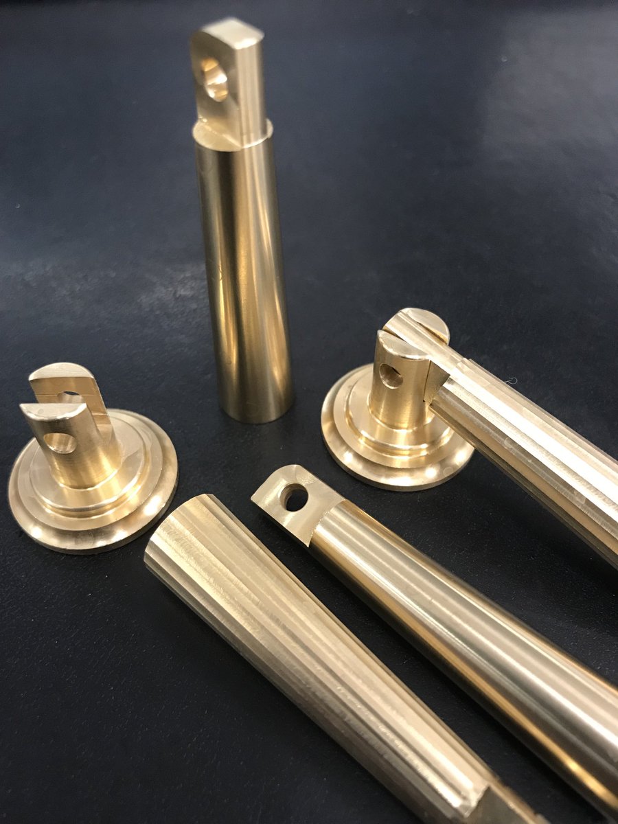 Fluted and plain handles in brass prior to finishing treatments. Now on sale in Fulham and Chelsea. #furniture #furnituredesign #design #productdesign #productdesigner #interiordesign #madeinbritain #britishengineering #ukmfg #ukmanufacturing #engineeringdesign #designengineer