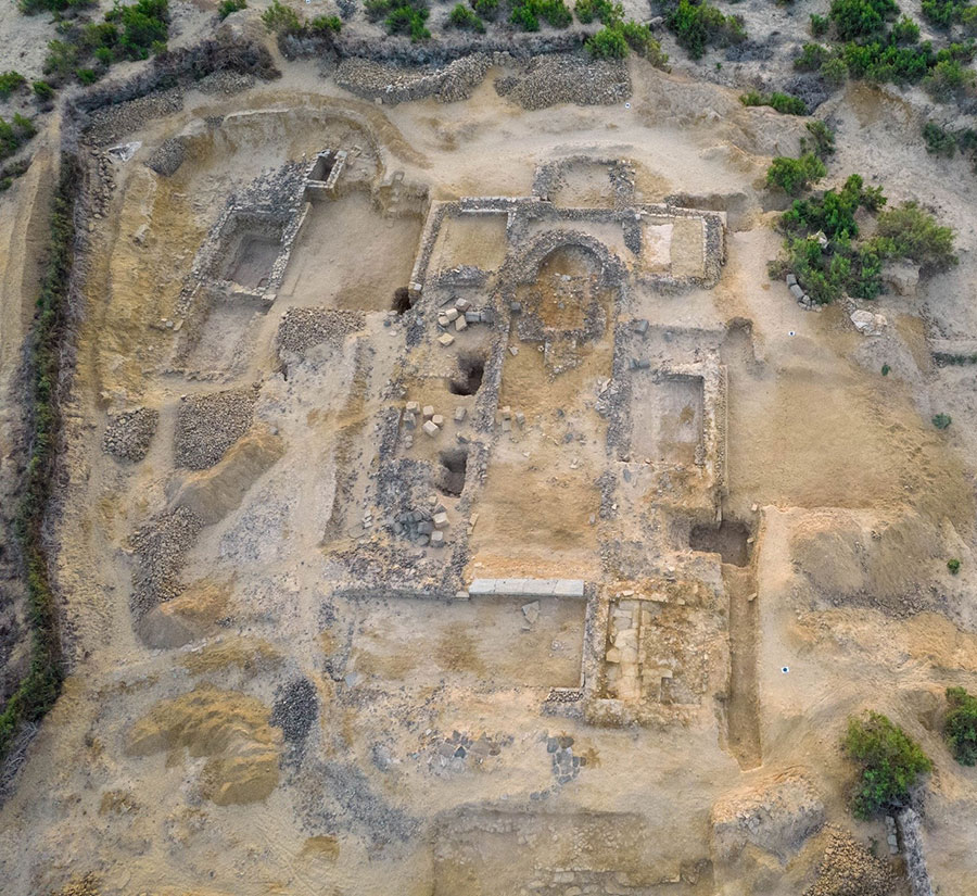 hawelti's tweet photo. #Eritrea - The Ancient Port City of Adulis: Research Updates; (Adulis Project 2024)

"The 2024 excavation campaign, concluded few days ago, has brought exceptional novelties...next phase will be stratigraphic investigation of areas surrounding the vases" 
https://t.co/m1t2M3zfI3 https://t.co/ug891aUQbu