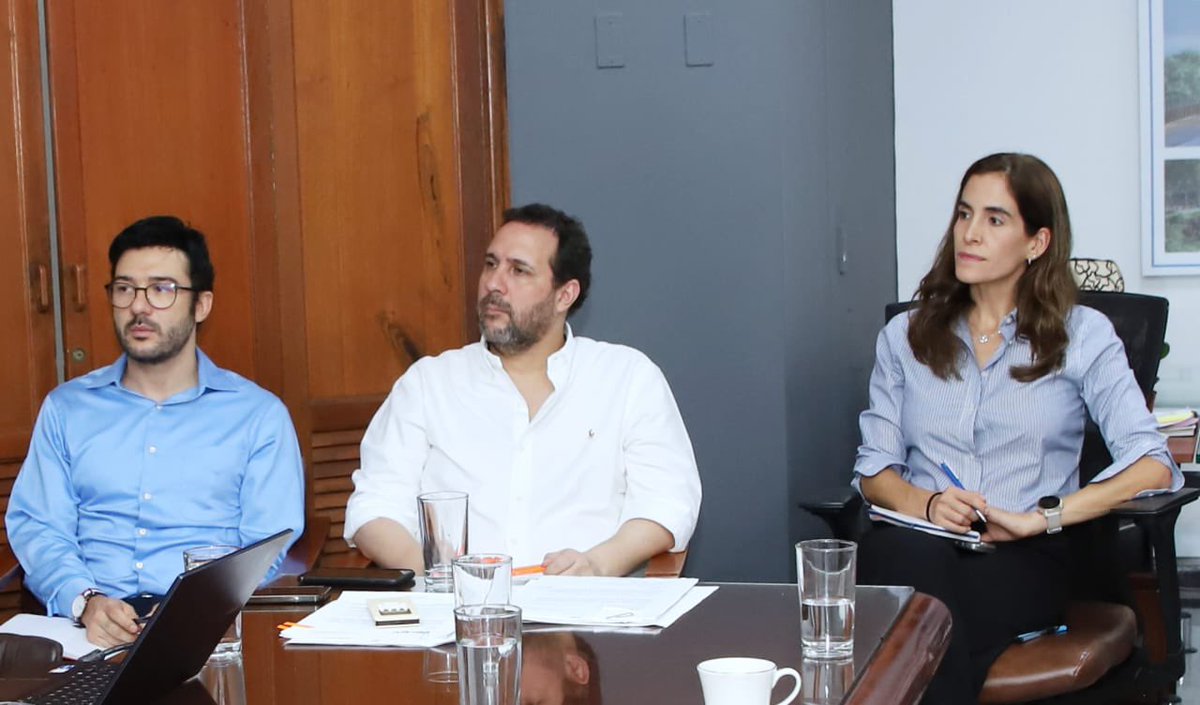 Secretaría de Vivienda de Cali tweet media