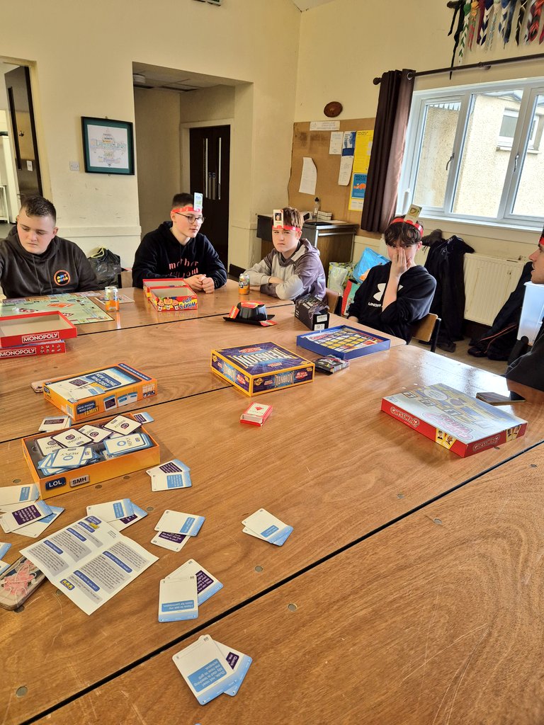 Day 2 of our Promise Champs Residential. We started the day with a lovely breakfast buffet and walked in the rain to wake us all up! Today, we are focusing on team building and positive well-being activities. 😀 #haveyoursay #renyouthservices #youthwork @FiYouthServices