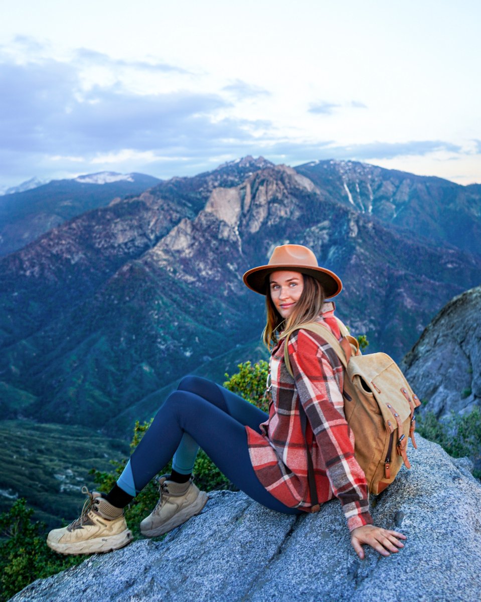 Snack Stash: Pack energy bars or snacks for long days of exploring. #travelinspo #inspirationoftheday #dailydrop #dailyinspiration #photooftheday #traveltips #naturephotography #tripideas