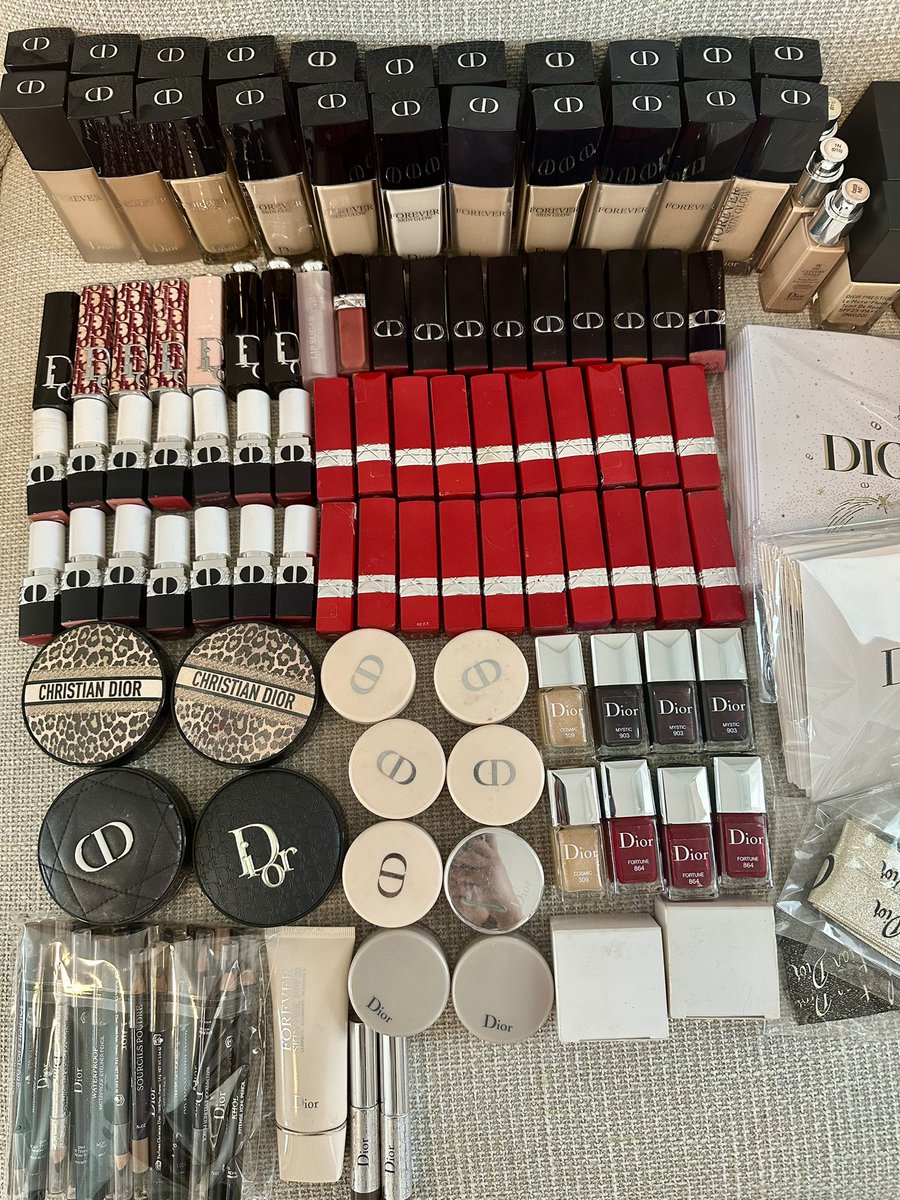 Npsnfon's tweet image. 🫶🏻ของรอบใหม่มาแล้ว🩵
📍รีทวิต + ปัก ลด 9บาท❤️
🎉เครื่องสำอาง Dior ของแท้ ราคาหลักร้อย  

✅ถูกและดีเหมือนเดิม ใครพลาดรอบนี้เสียดายน้าา✅

📪เหมาส่ง 40 บาท 

❗️ลงขายวันศุกร์ 22.00นะคะ 📝

บางชิ้นในรูปแม่ค้าขายในไอจีแล้วน้าา 

#ส่งต่อคสอ #เครื่องสําอางมือสอง #ส่งต่อของใช้มือสอง…