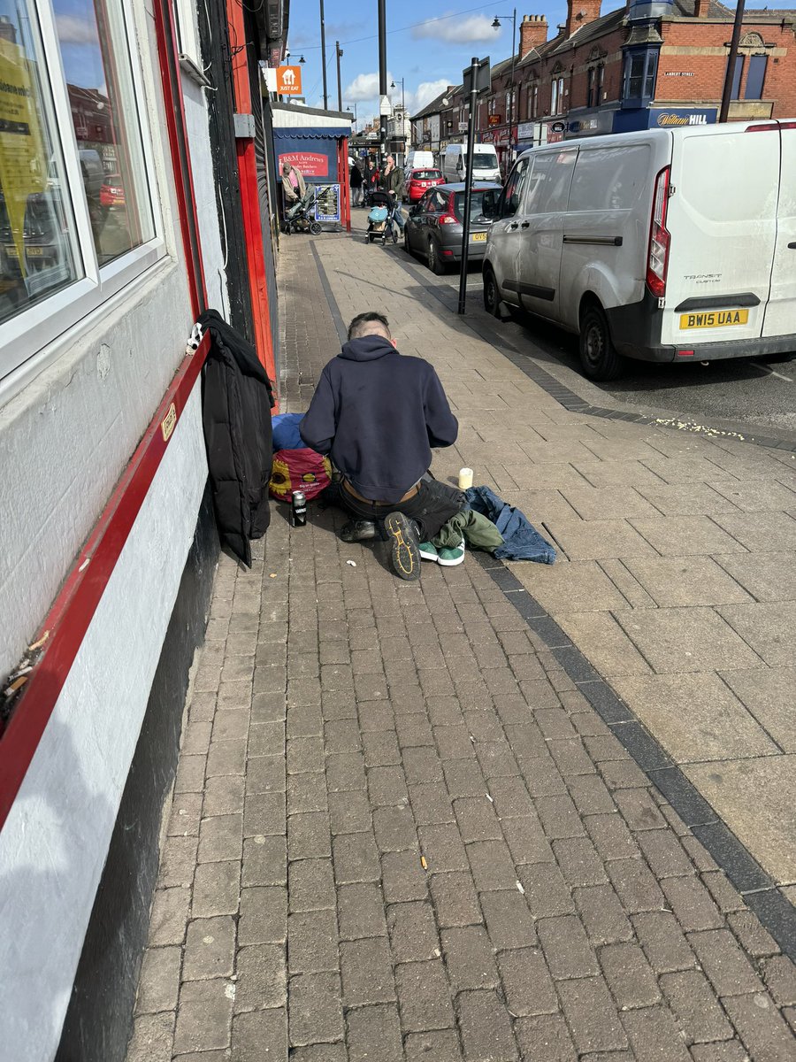 Every morning …. He sets up his home! <a href="/Hullccnews/">Hull City Council</a> <a href="/cllrmikeross/">Mike Ross</a>