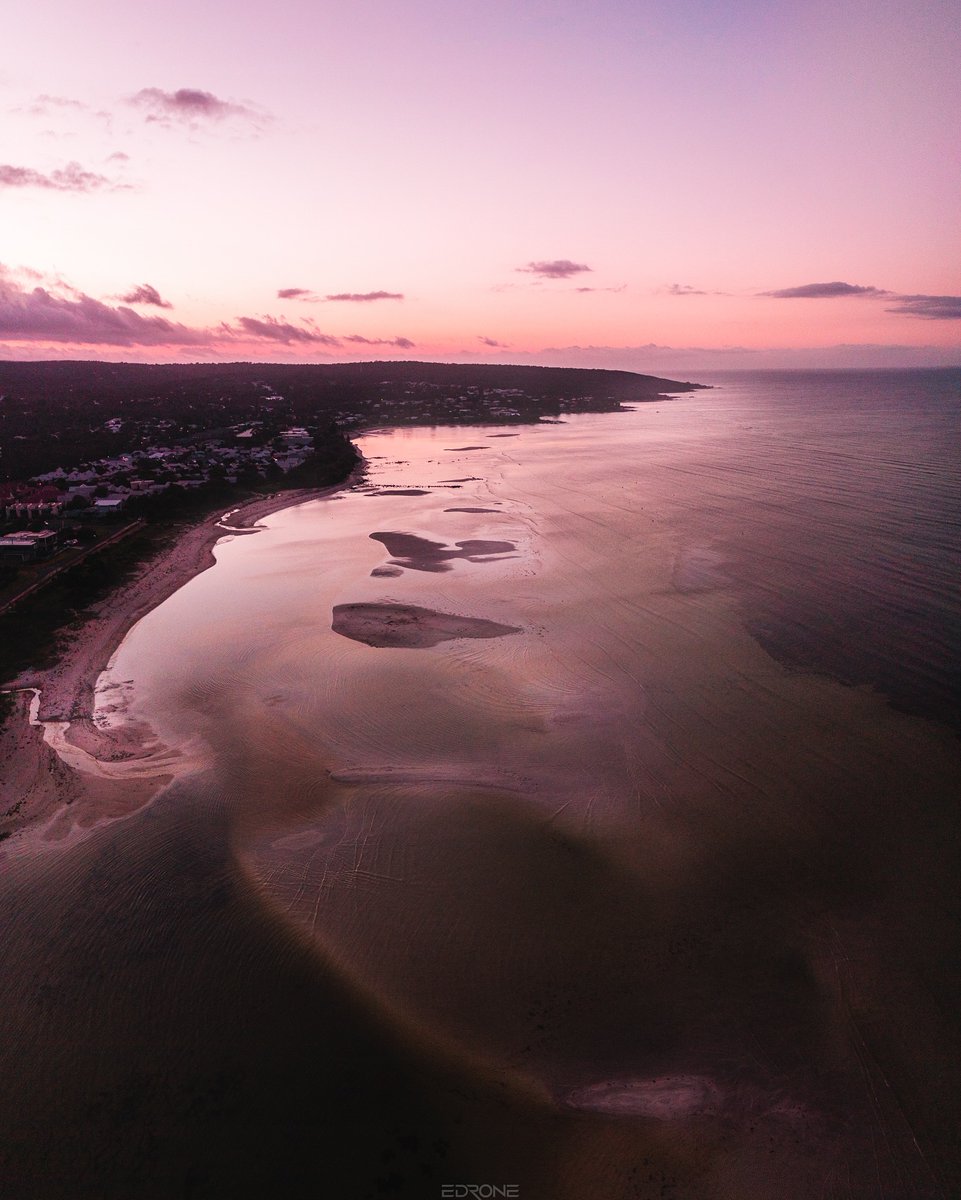 Aerial views revealing the hidden treasures of this coastal paradise, with ND filters enhancing every detail of the sunset's reflection on the exposed sand banks. 📸 @edronenolimits #droneheroes #landscape_lovers #bangersunsets #dunsborough