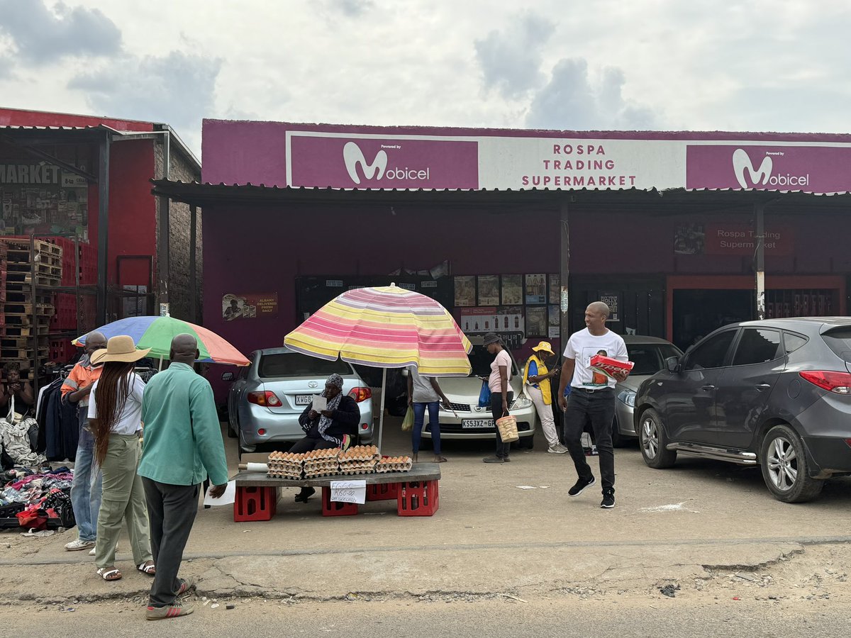 SARA_POLITICS tweet media