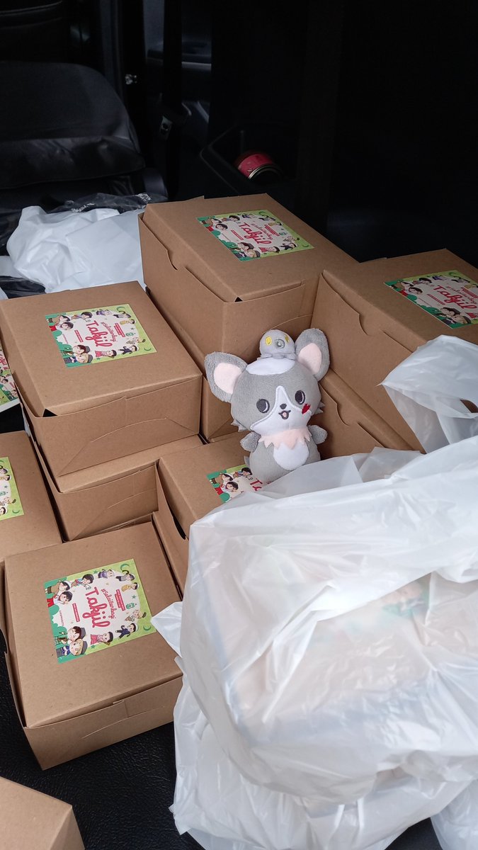 tsurunity's tweet image. Chulala c nya cendol (kata @mangodaisukai)