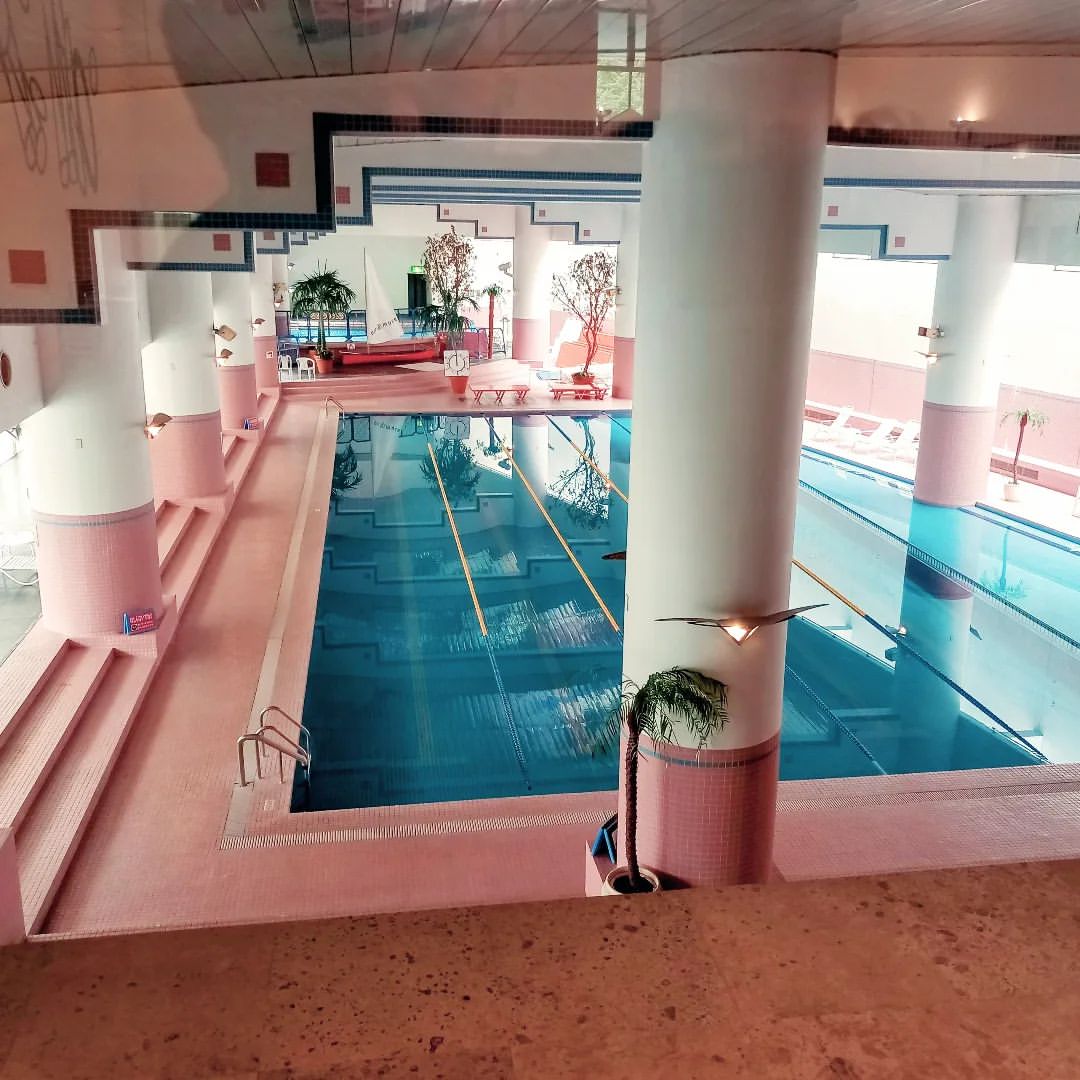 Found the most amazing, authentic bit of #80s #vaporwave #aesthetic at a hotel in Kawaguchi, near Mount Fuji today. Sadly the pool was closed, so I had to settle for this photo through the window. Would have loved to get a closer look.