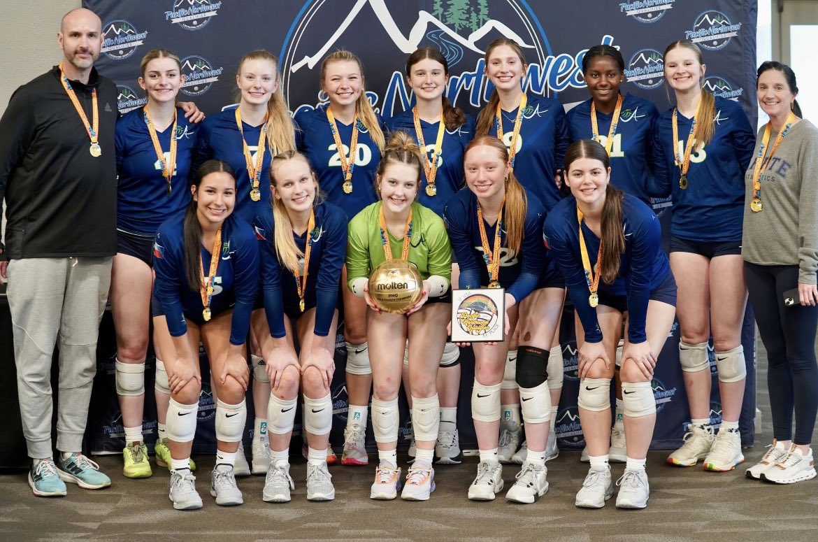 1ST AT PNQ!!!🥇🥇Incredibly proud of my team for earning our USA bid for nattys in Vegas without dropping a single set! Next up: Salt Lake City

<a href="/VBallrecruiter/">Kara Hill</a> <a href="/CoachSamWol23/">Sam Wolinski</a> <a href="/vballphil/">Christine Phillips</a> <a href="/Jennabanz/">Jenna Banz</a>
