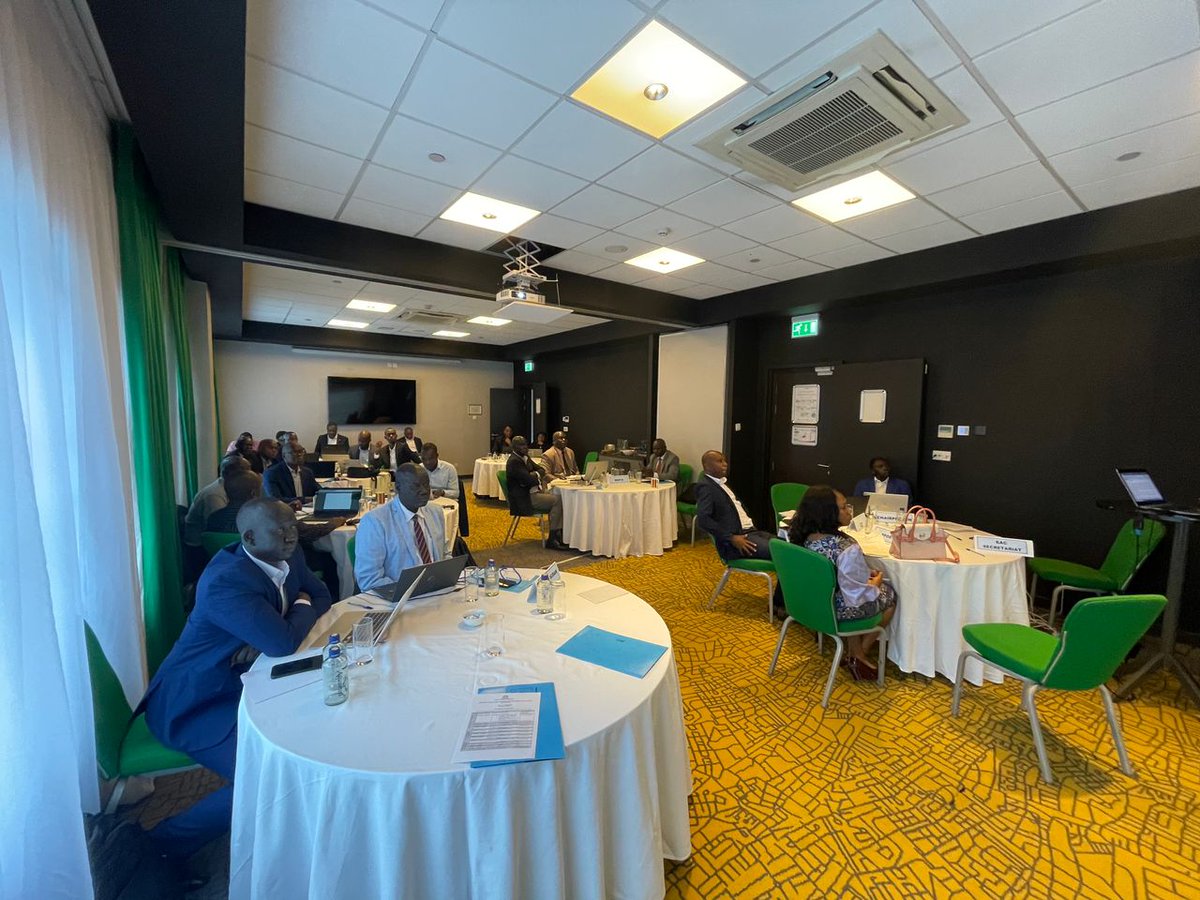 The #EAC Tourism Sector is rapidly bouncing back❗️
Now, Partner States with the <a href="/jumuiya/">East African Community</a> Secretariat, in 🫱🏾‍🫲🏼 with <a href="/eacgiz/">GIZ support to the East African Community</a>, are finalising the #EAC Tourism Barometer to improve data collection &amp; monitor tourism trends and their impact on the region's economy. 
#EAFeeltheVibe