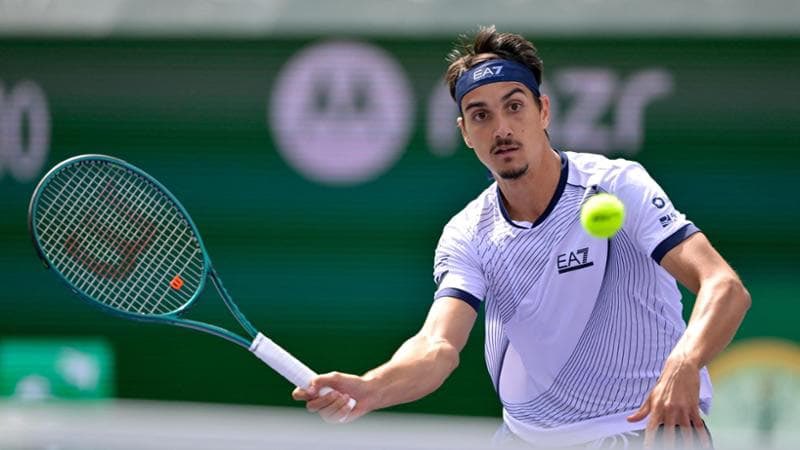 SONEGO LA SPUNTA IN LOTTA! Lorenzo #Sonego batte in rimonta Sumit Nagal con il punteggio di 1-6/6-3/6-4 e avanza ai quarti di finale del 250 di Marrakech. Non una delle migliori partite da parte dell’azzurro, ma quanto basta per battere un buon Nagal
#Tennis #GrandPrixHassanll