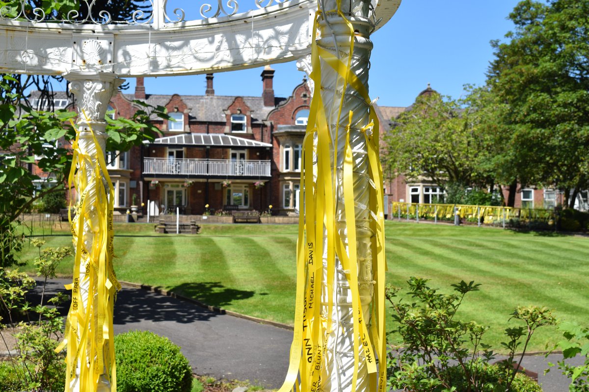 StCatherinesPre's tweet photo. Pay tribute to someone special with a beautiful yellow ribbon this summer 💛
Your loved ones' names are written on ribbons which decorate the hospice gardens and are included in our Yellow Ribbon Remembrance Book: https://t.co/0abr9uNs5K https://t.co/kYJc7jIFsV